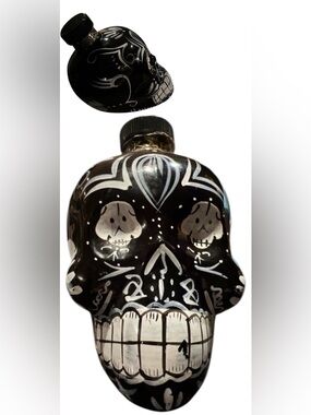 KAI TEQUILA Large Skull Bottle Decorative Black and White Day of the Dead